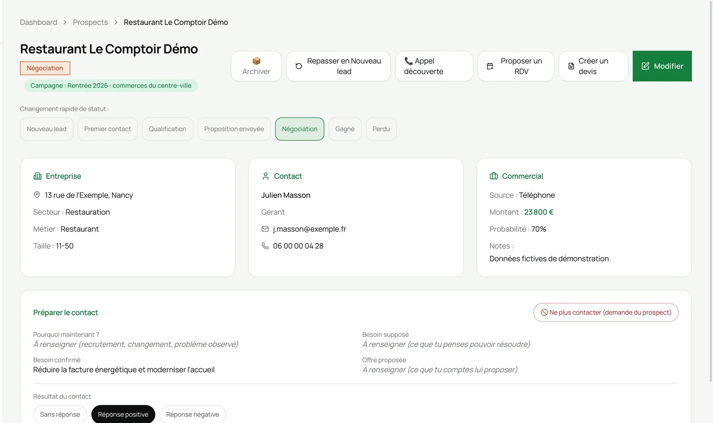 La fiche du restaurant dans le CRM : coordonnées, étape, montant estimé et besoin exprimé